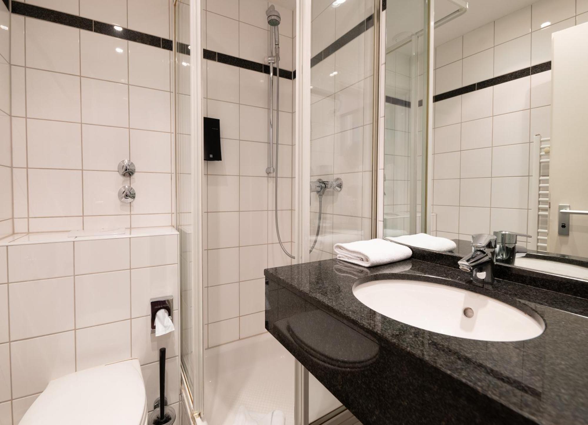 Hotel Medo Koeln 外观 照片
